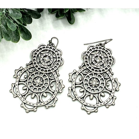 Vintage-Style Silver Tone Filigree Dangle Earrings With Rhinestone Accents - Picture 2 of 4